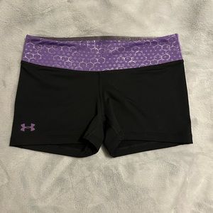 Under Armour Fitted Shorts - Medium - Black and Purple